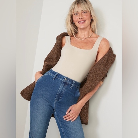 NWT! Wishbone Fitted Sleeveless Square-Neck Bodysuit - Size Large 🤎 - Picture 4 of 10